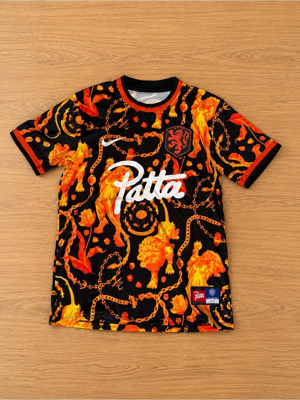 Patta x KNVB Lion All-Over Print Soccer Jersey Black Orange Men’s Size M